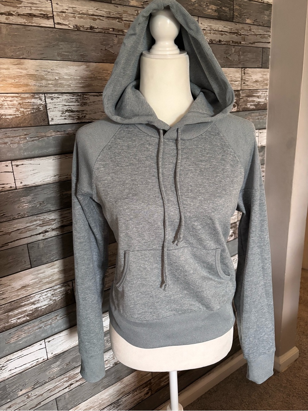 Jessica Simpson Active Athleisure Gray/Seamfoam Green Hooded Pullover Womens S